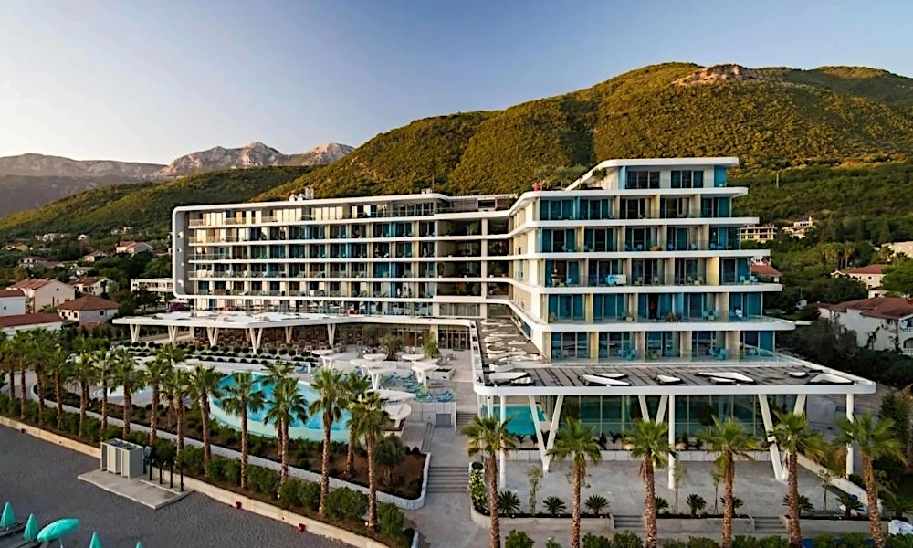 Carine Kumbor Superior 4*