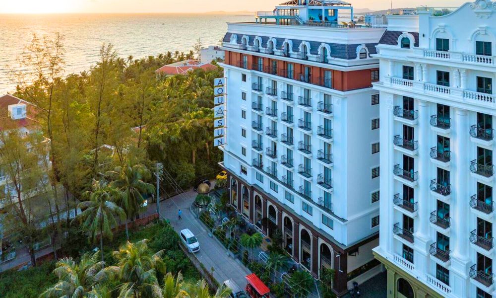 Aquasun Hotel 4*