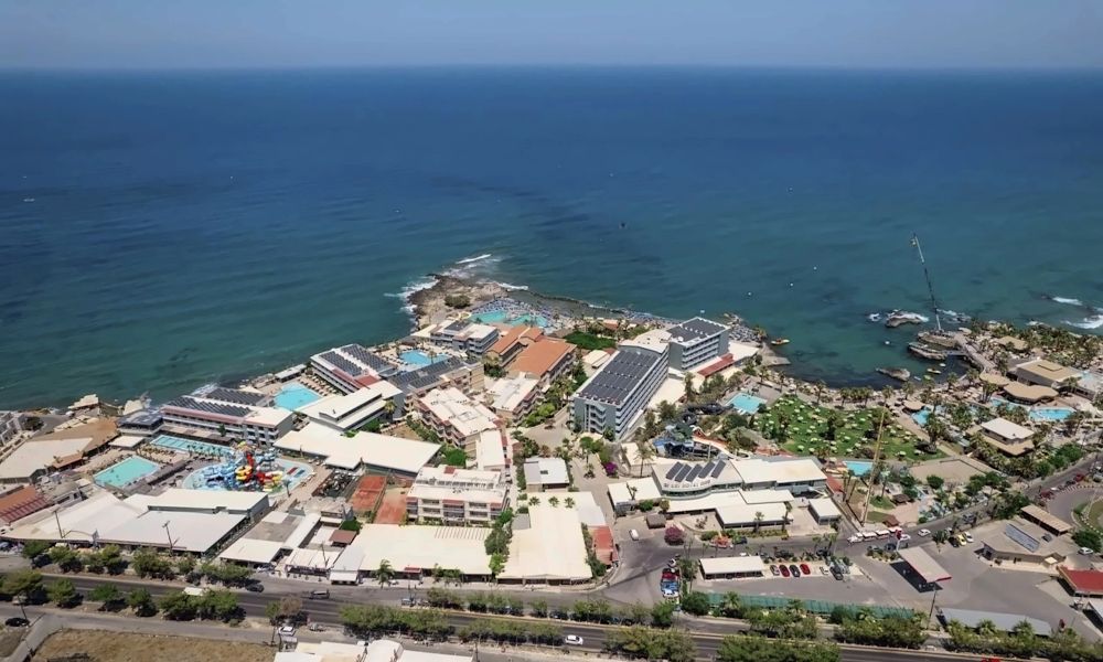 Eri Village & Waterpark