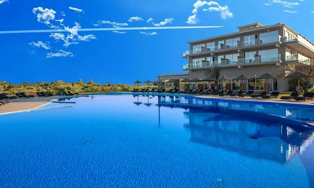 Laguna Holiday Resort 4*