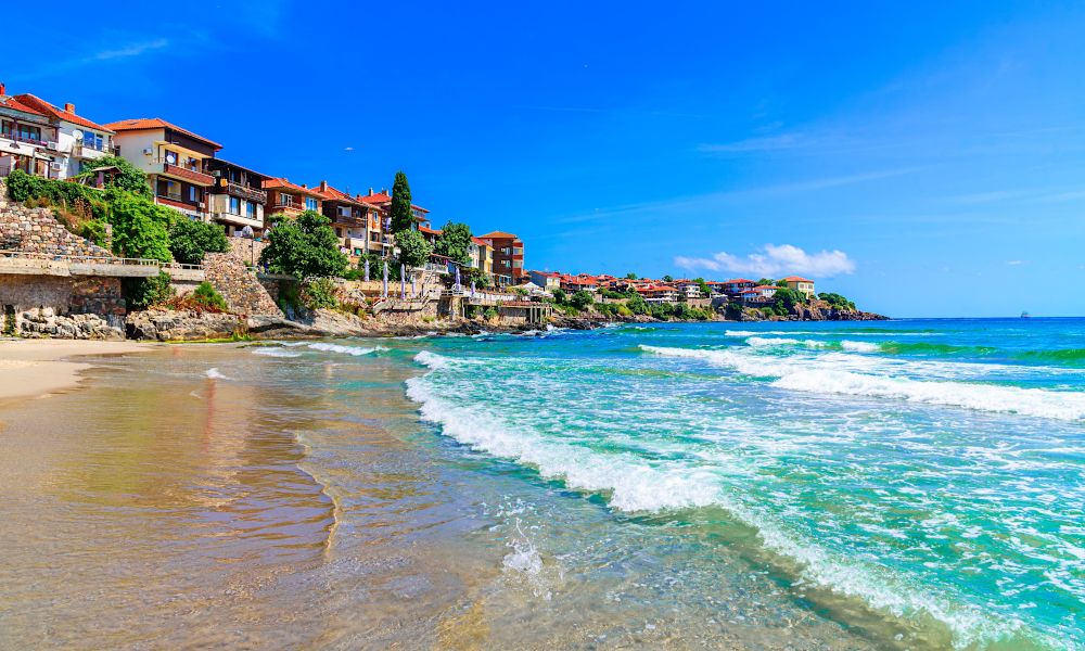 /api/cms/uploads/bulgaria_sozopol_3ca7381ede.jpg