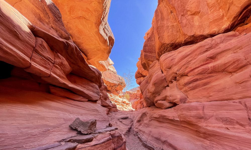 Colored Canyon.jpg