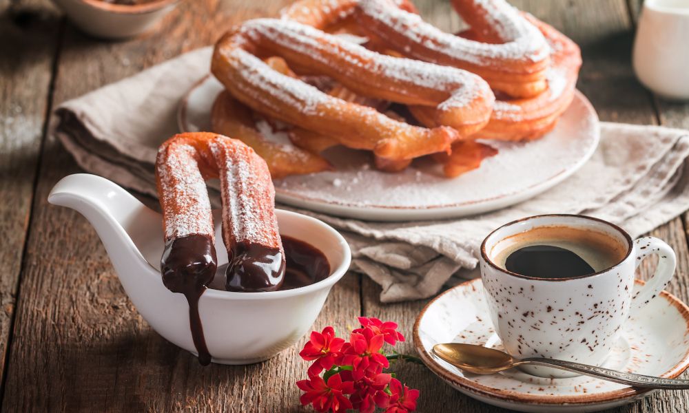 /api/cms/uploads/spain_churross_traditional_desert_3bd7c8dca5.jpg