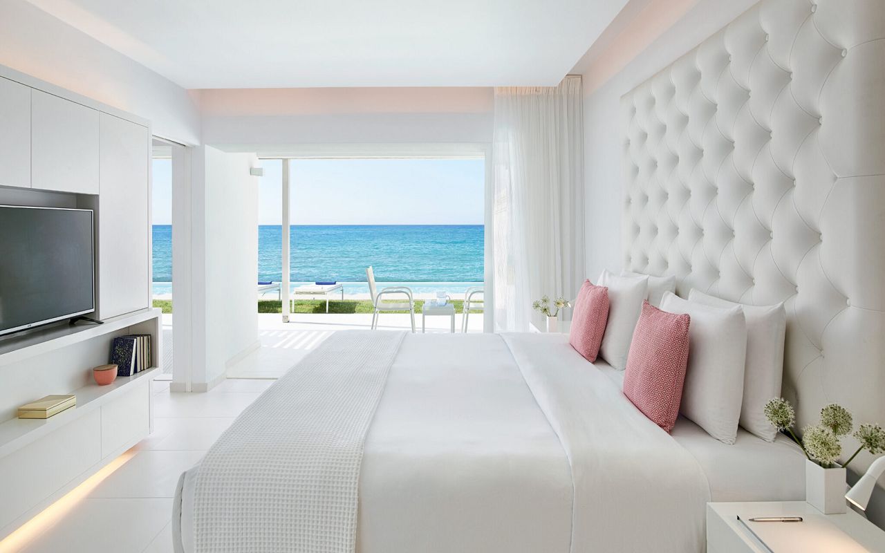 01-luxme-yali-seafront-suite-white-palace-2048x1153