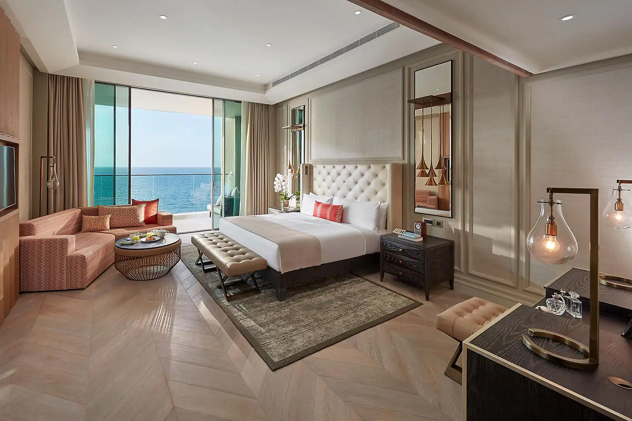 2 Bedroom Sea View Suite (1)
