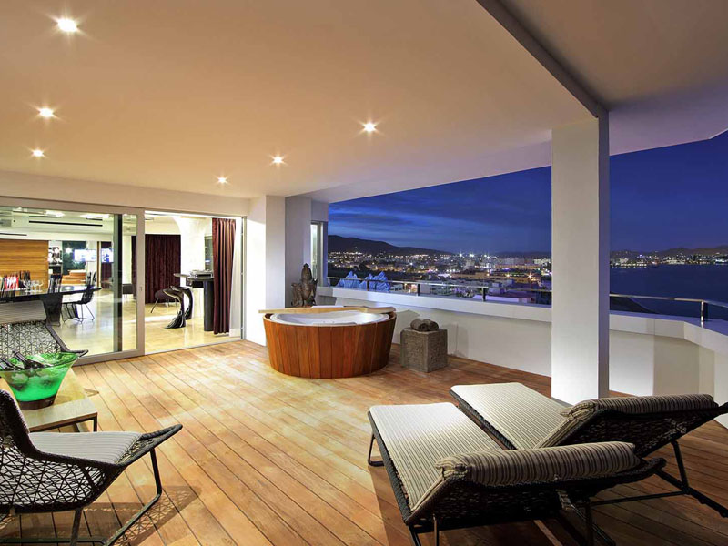71_ushuaia-beach-hotel-top-of-the-world-suite6
