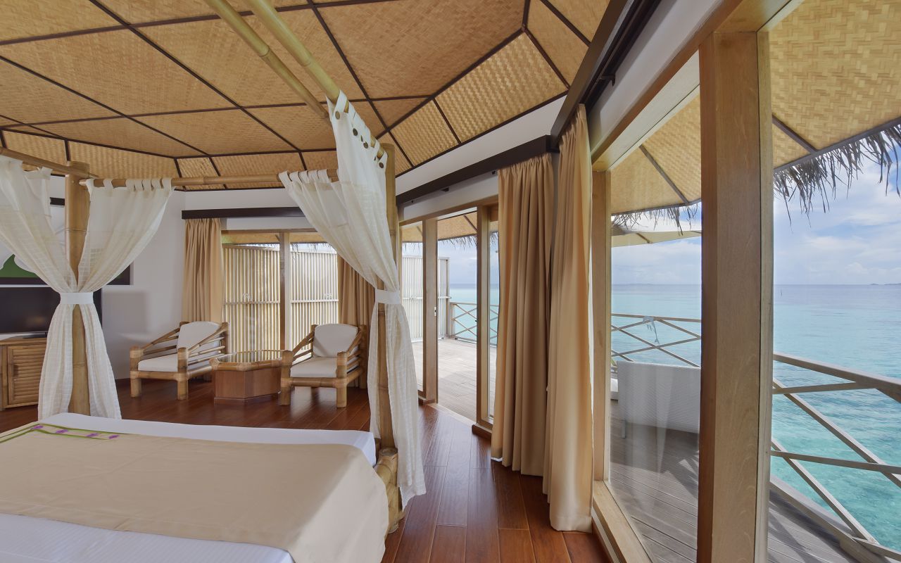 ANG-HRES-Angaga_Resort_Superior_Water_Bungalow2