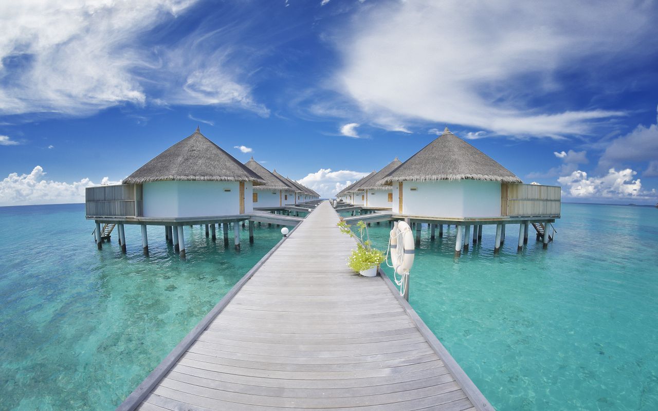 ANG-HRES-Angaga_Resort_Superior_Water_Bungalow7