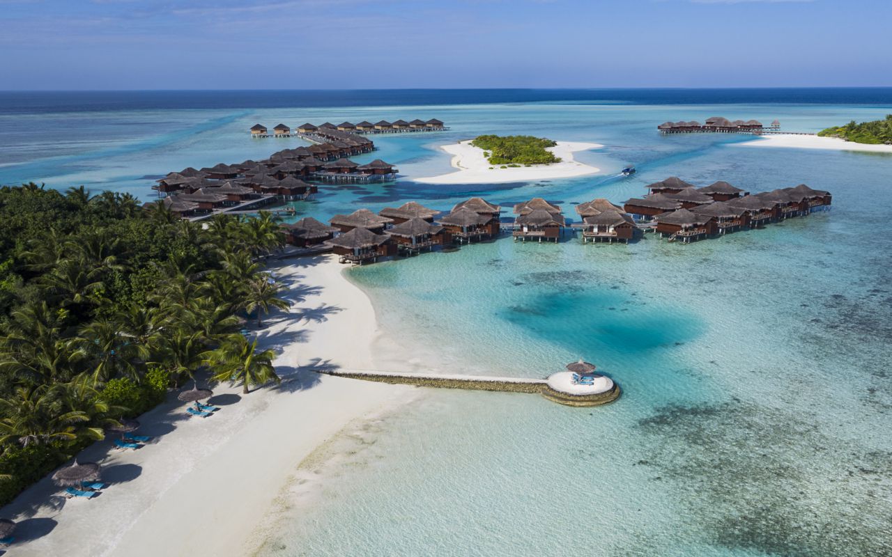Anantara_Veli_Maldives_Resort_Exterior_View_Over_Water_Bungalows