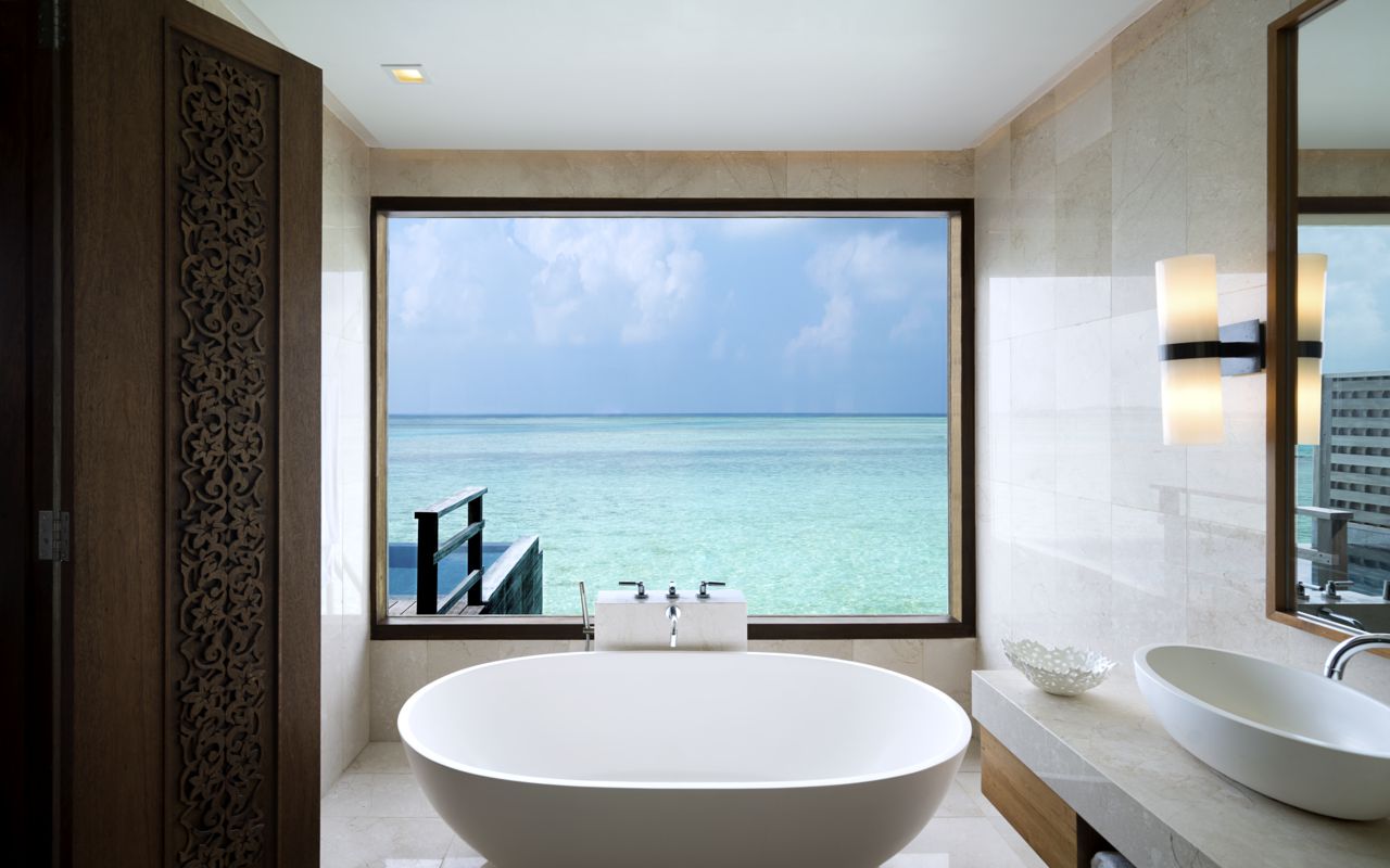 Anantara_Veli_Maldives_Resort_Guest_Room_Deluxe_Over_Water_Pool_Bungalow_Bathroom