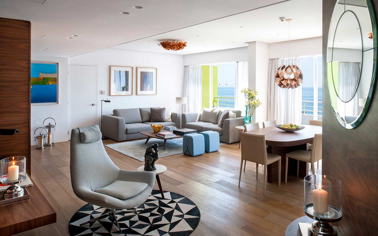 Aura-Suite-Living