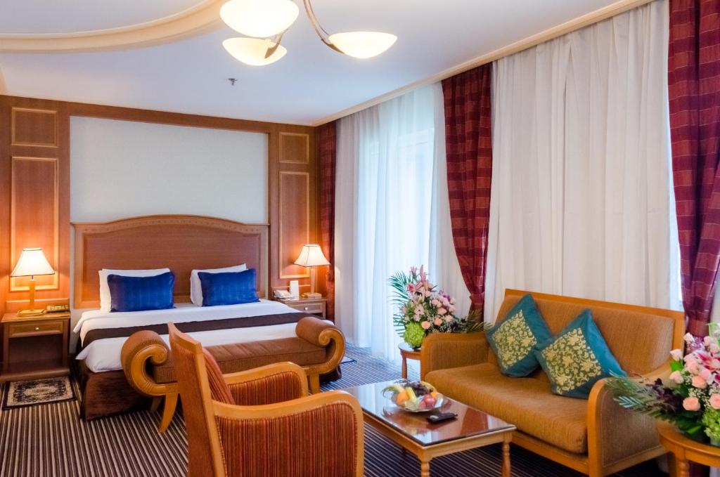 Avenue Suite 3