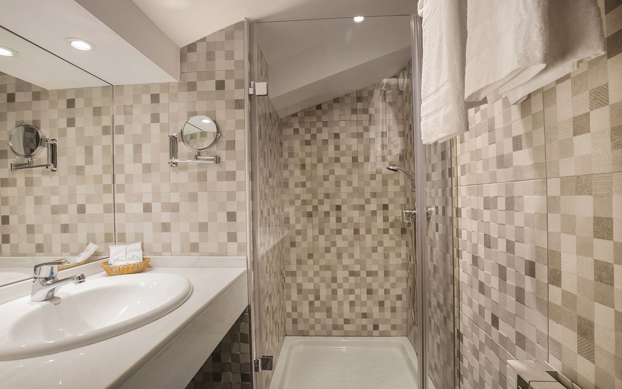 Bathroom 8
