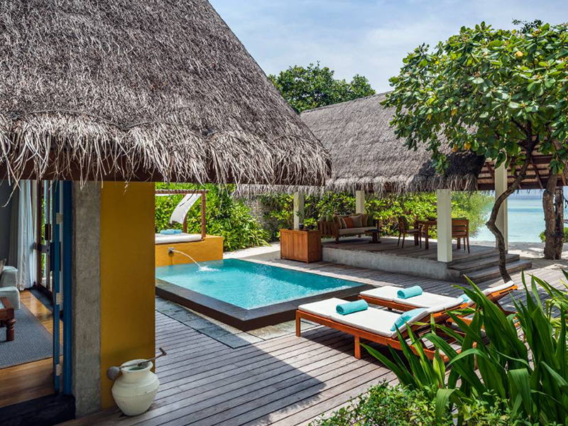 Beach Bungalow with Pool-4