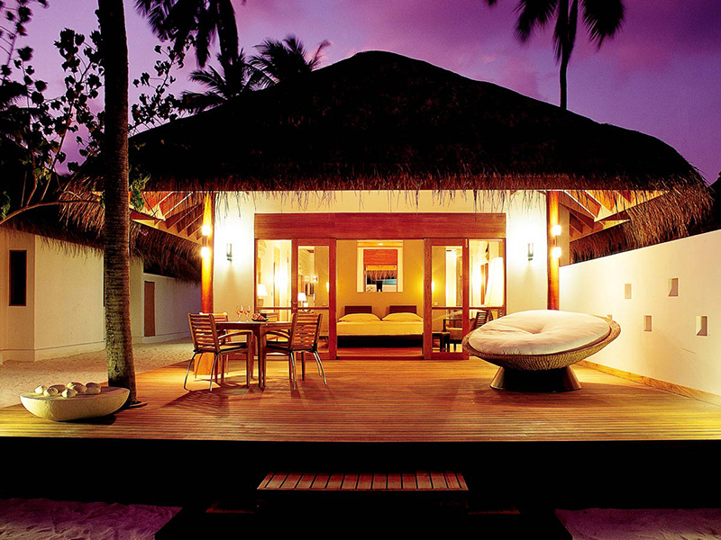 Beach Bungalow with Pool3