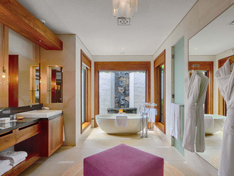 Beach Villa - Bathroom