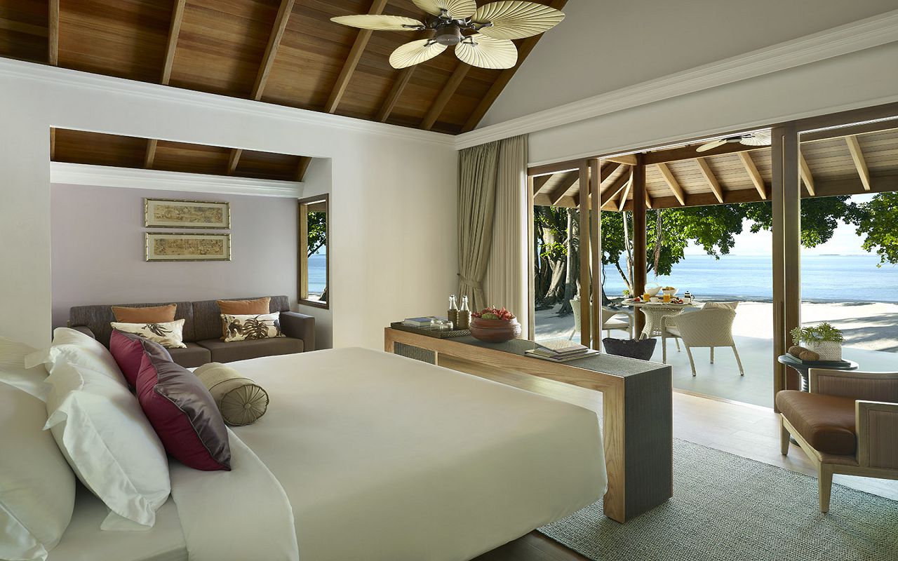 Beach Villa & Beach Villa with Pool - Bedroom