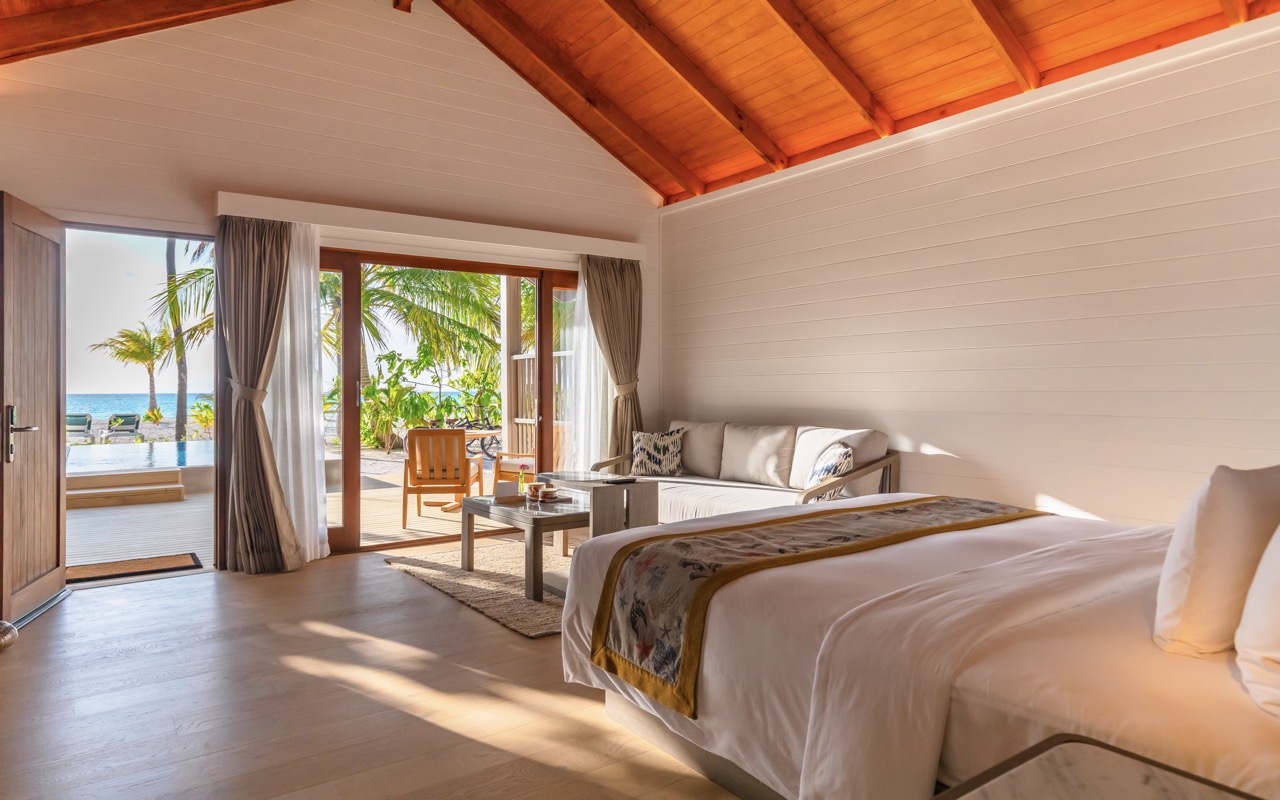 BeachPoolVillaInterior3