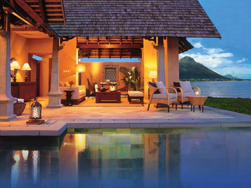 Beachfront Luxury Suite Pool Villa1