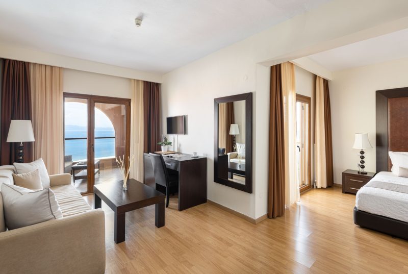 Blue-Bay-Rooms-40_1299x866-pvvfl7h6pnfec9kefsmumtp0rgq1qxn9mlmrewcem2