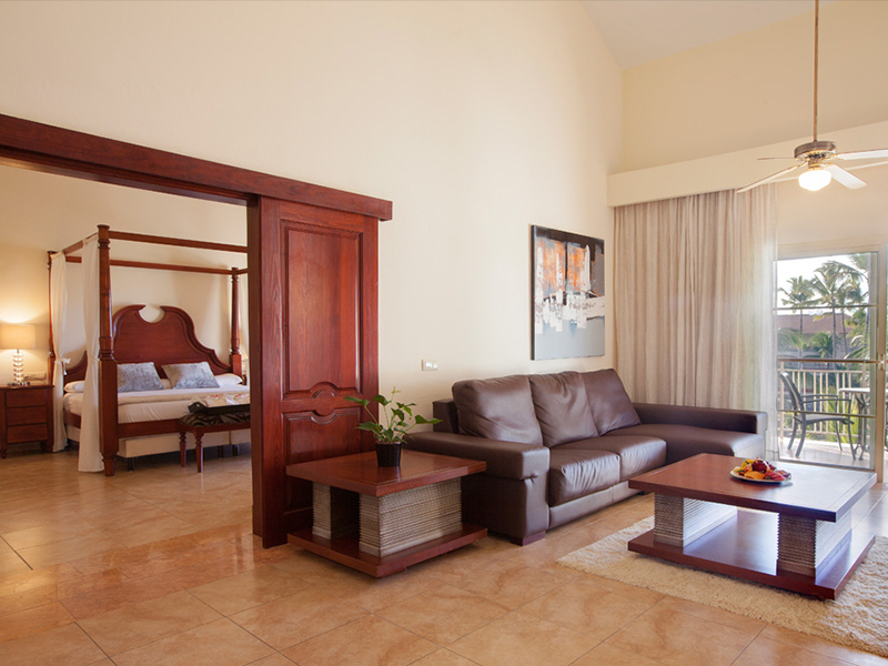 CLUB ONE BEDROOM SUITE WITH JACUZZI