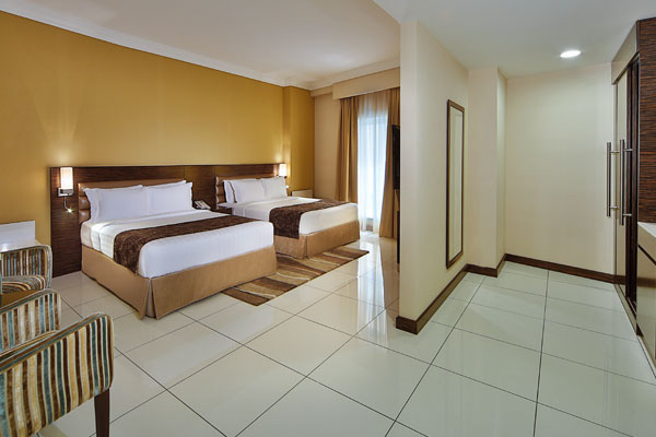 Deluxe Large Twin Room