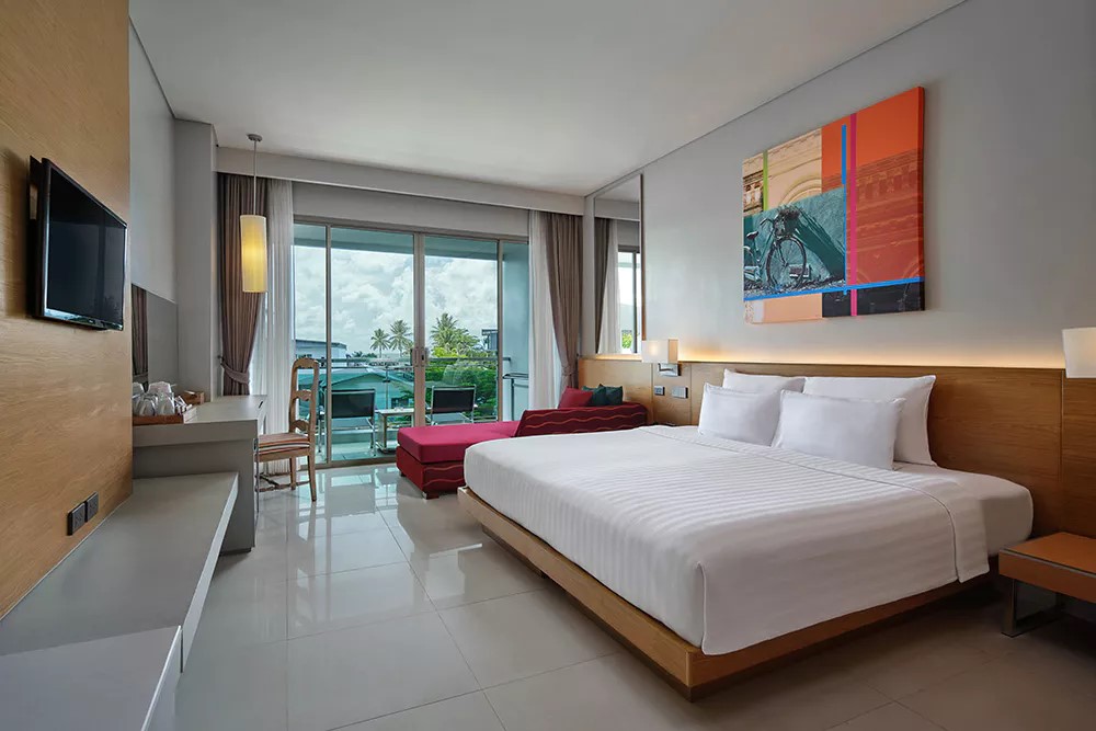 Deluxe Room 1
