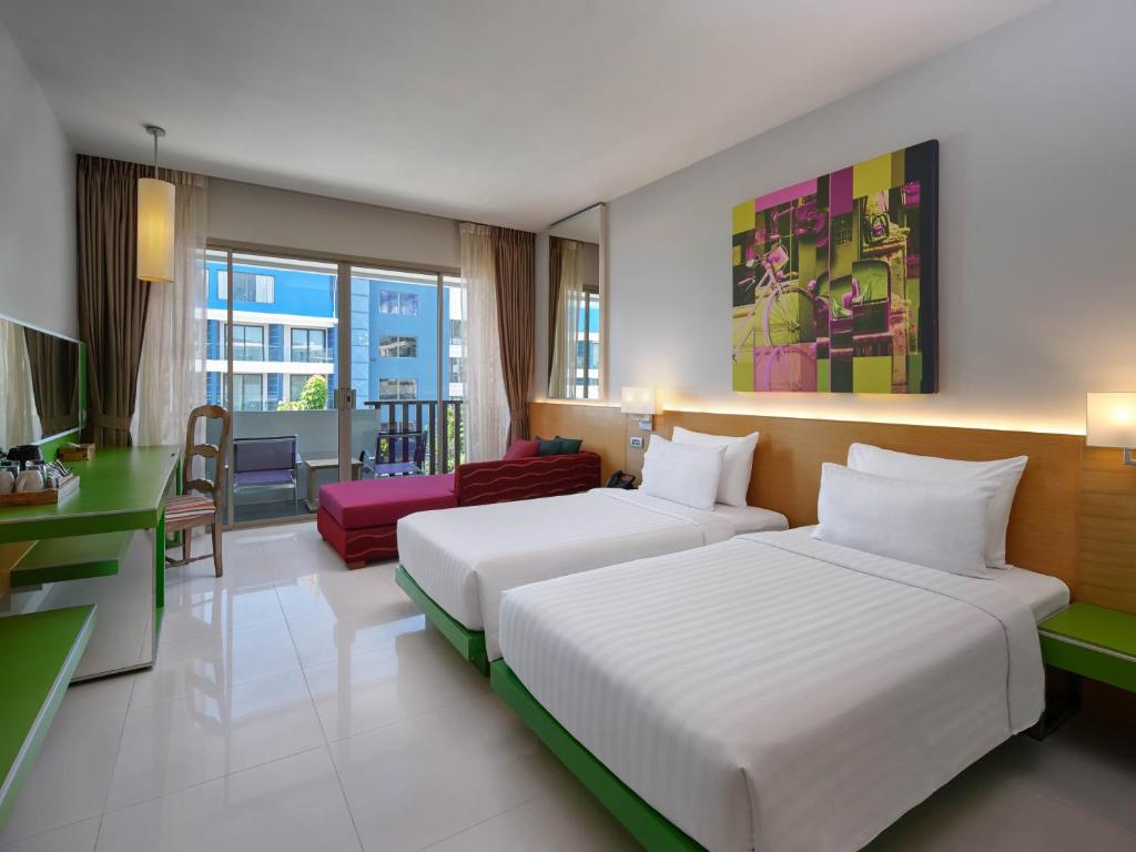 Deluxe Room 6