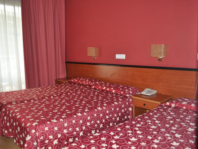 Double Room with Extra Bed (3 Adults)1
