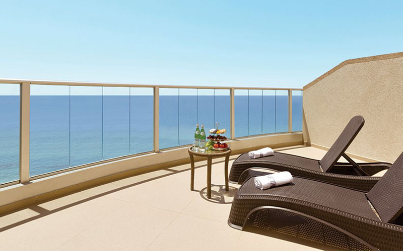 EXECUTIVE SUITE, FULL SEA VIEW WITH TERRACE2