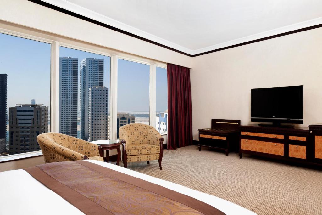 Family Lagoon Room 1