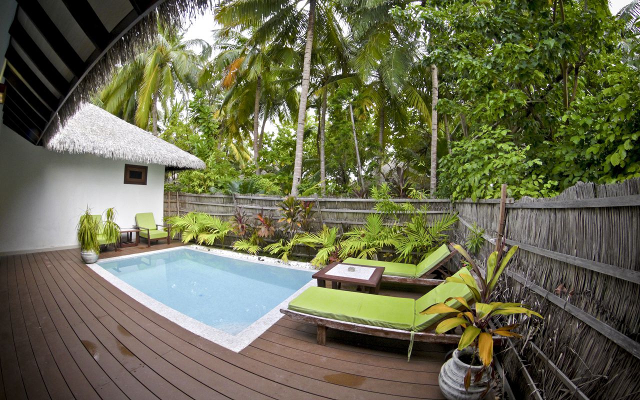 Garden Villa with pool (1)