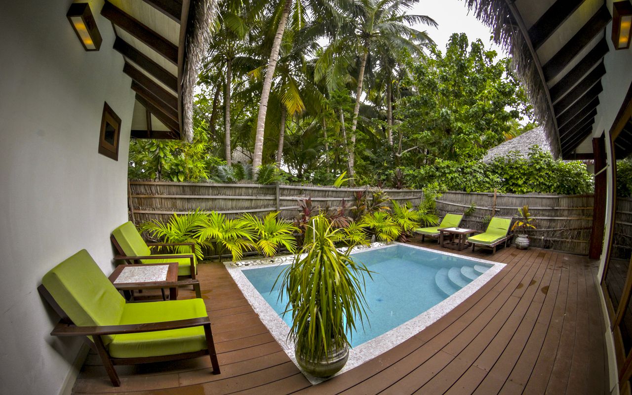 Garden Villa with pool (2)