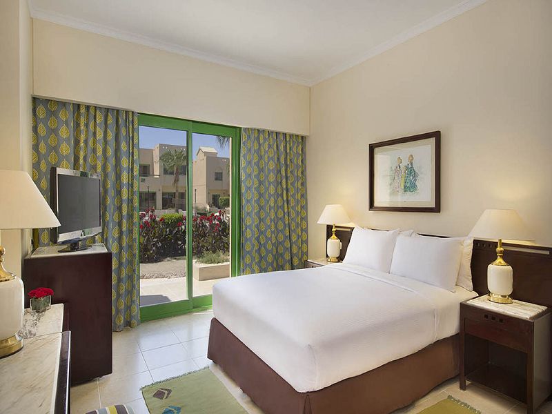 Hilton_Hurghada_Resort-standard-villa-area_00263