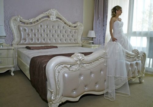 Honeymoon suite2