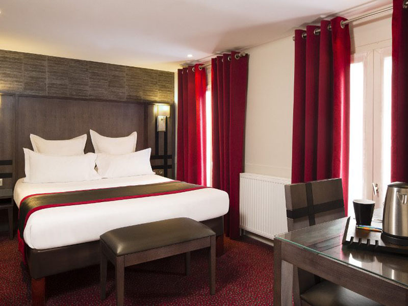 Hotel-Mondial-Paris-Chambre-Double-Balcon-501-G-870x580