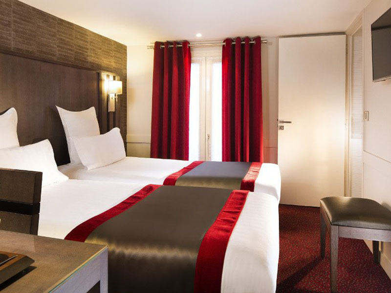 Hotel-Mondial-Paris-Chambre-Double-Balcon-505-G-870x580