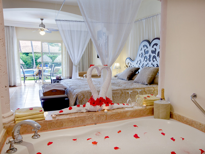 MAJESTIC JUNIOR SUITE (SWIM UP)3