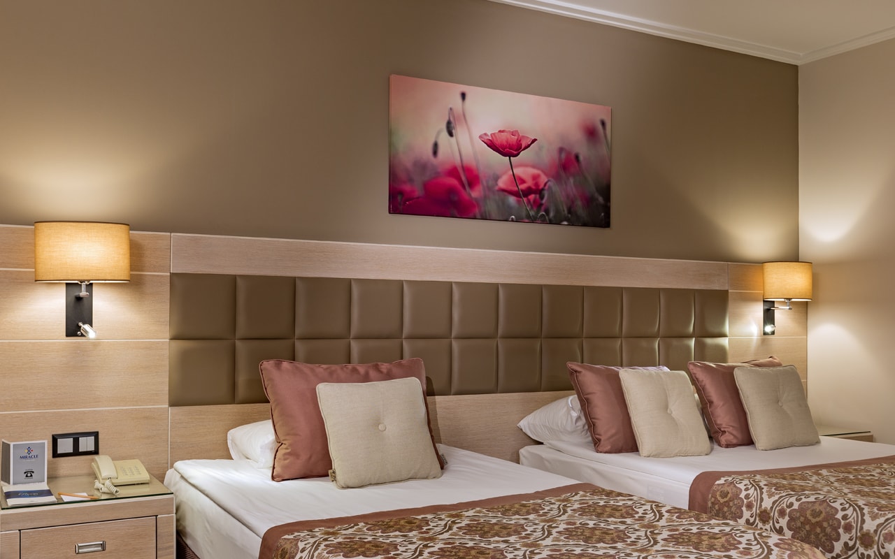 Miracle Resort Hotel (81)