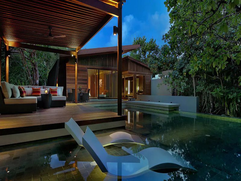 Park-Hyatt-Maldives-Hadahaa-P287-2-Bedroom-Park-Pool-Villa-Outdoor-Evening.16x9
