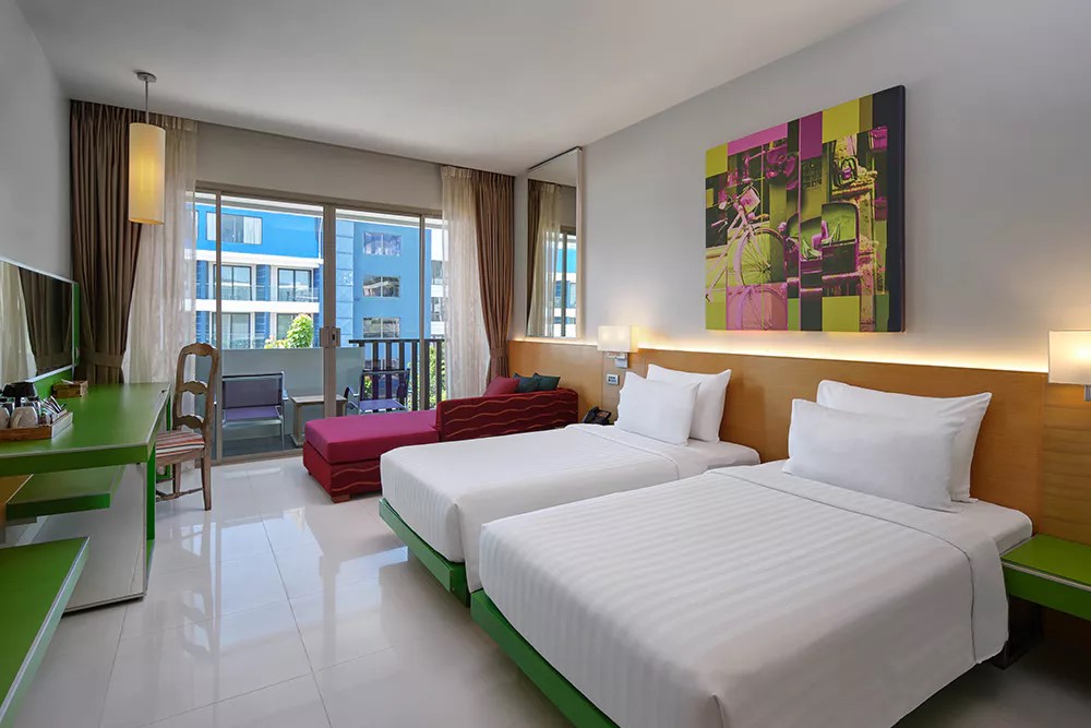 Plaza Room 2