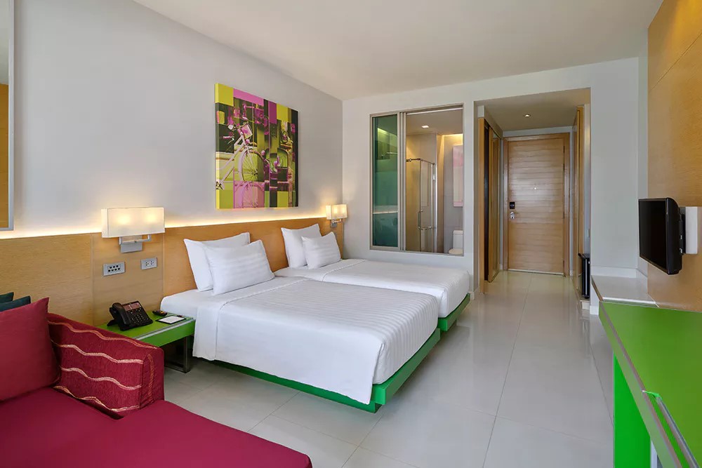 Plaza Room 6