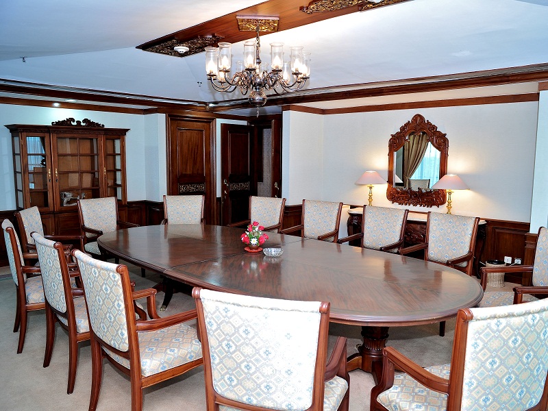 Presidential Suite2