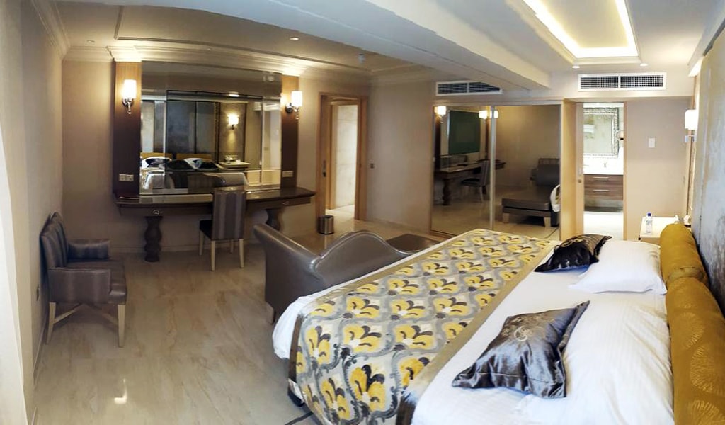 Queen Suite (1)