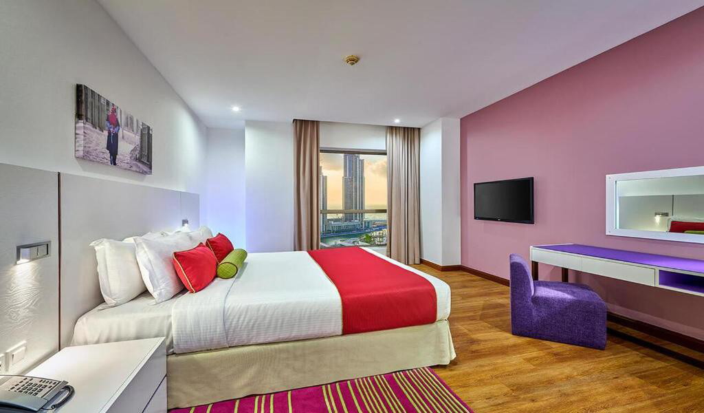 Ramada-Hotel-1-bedroom-city (6)