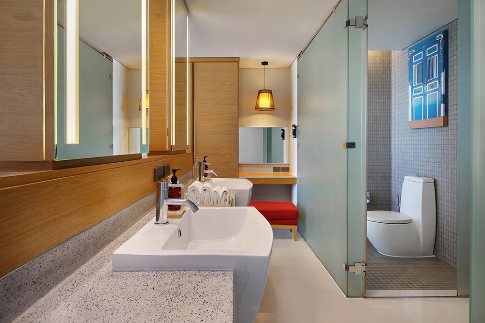Sea View Suite 2