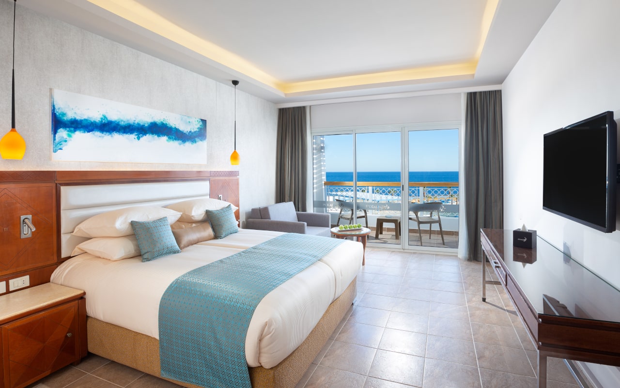 Stanadrd Room King Bed 1-min