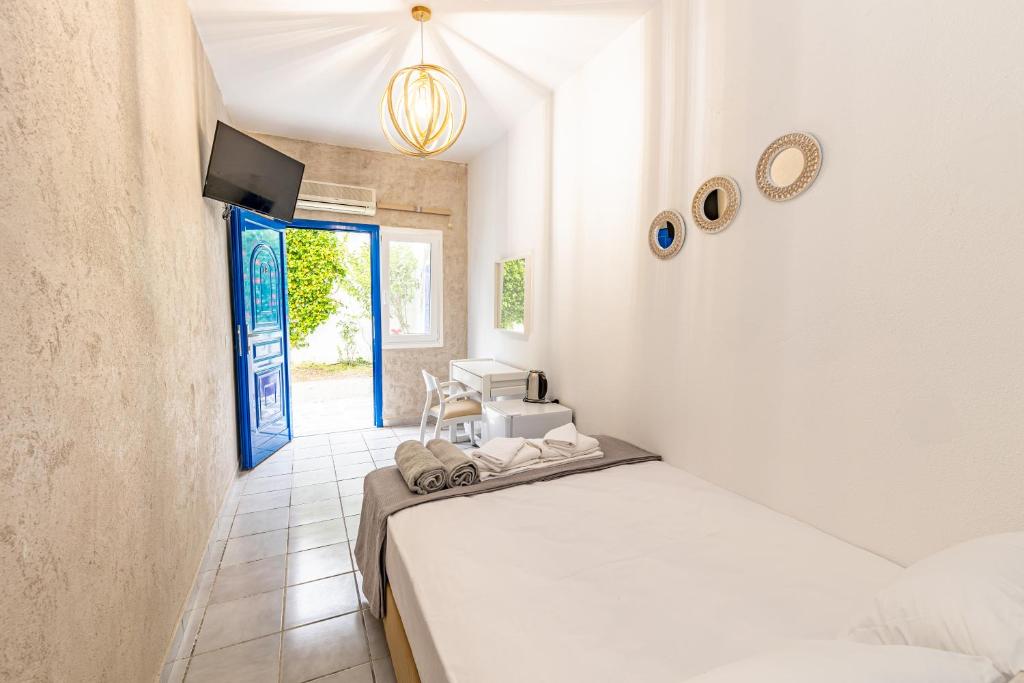 Standard Double Room 1