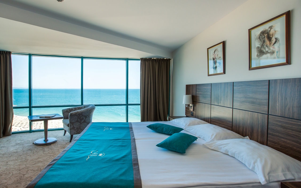 Suite-standard_bedroom2