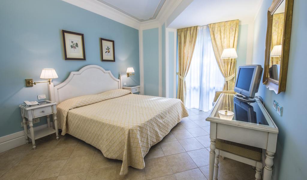 Superior Triple Room-min